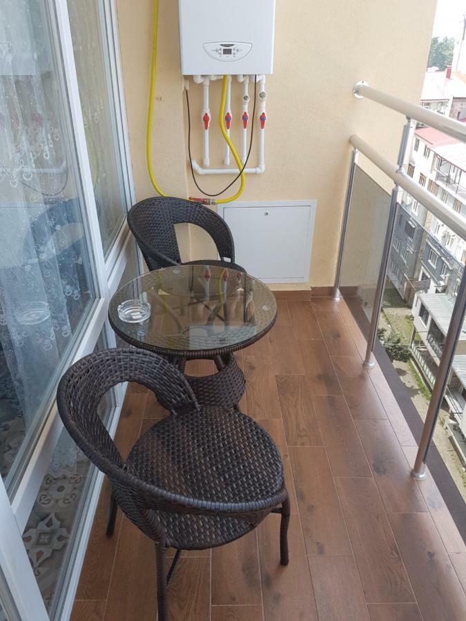 Apartment Lotos Batumi 72 Exterior foto